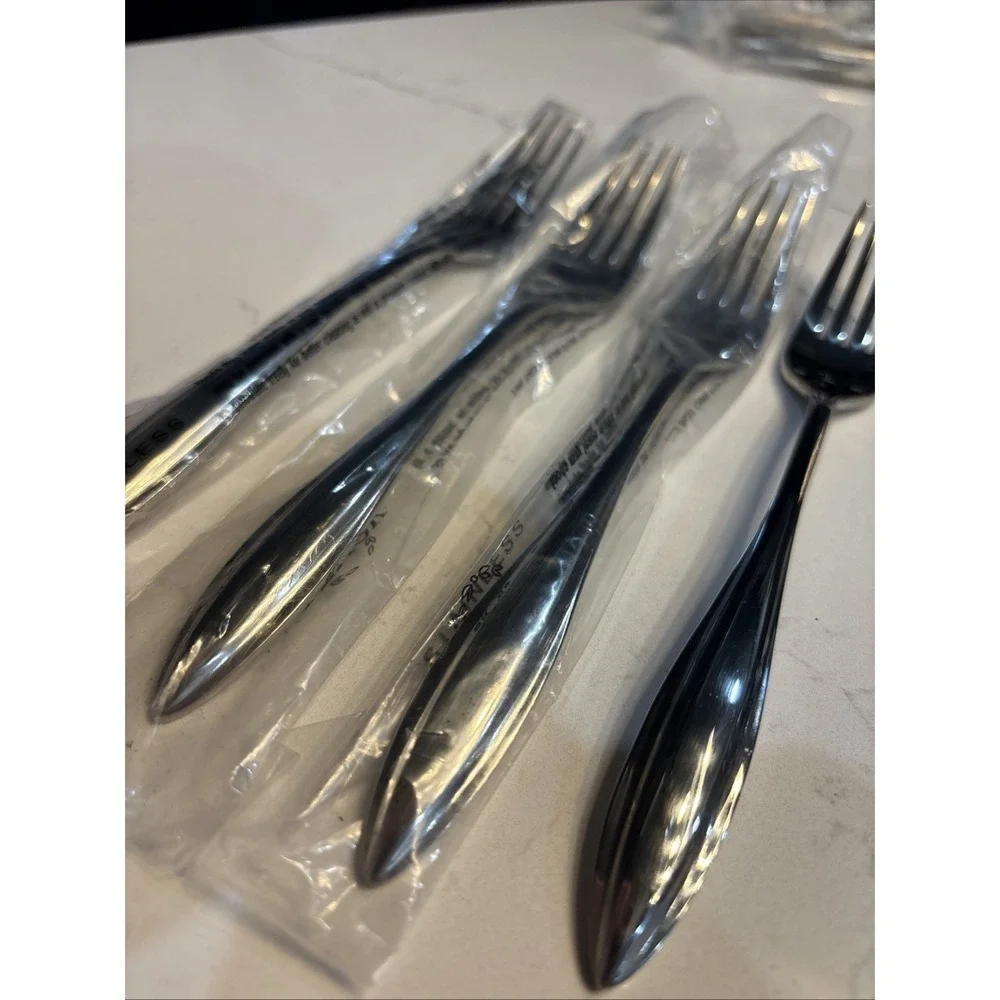 Lenox SCULPT Stainless Glossy Flatware Set Of 4 Dinner Forks 8